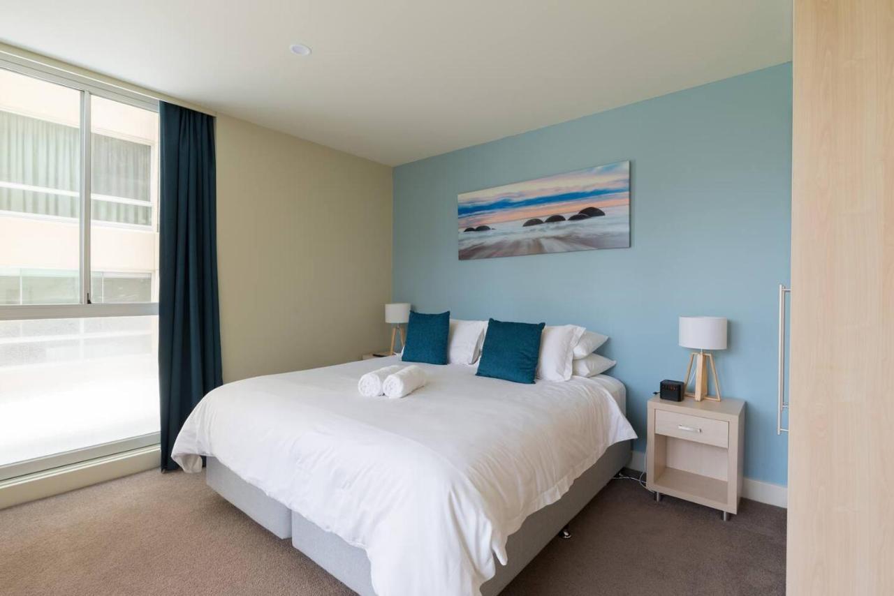 Beachside Luxury Apartments One & Two Bedroom In Beachfront Oaks Pier Building Ґленелґ Екстер'єр фото
