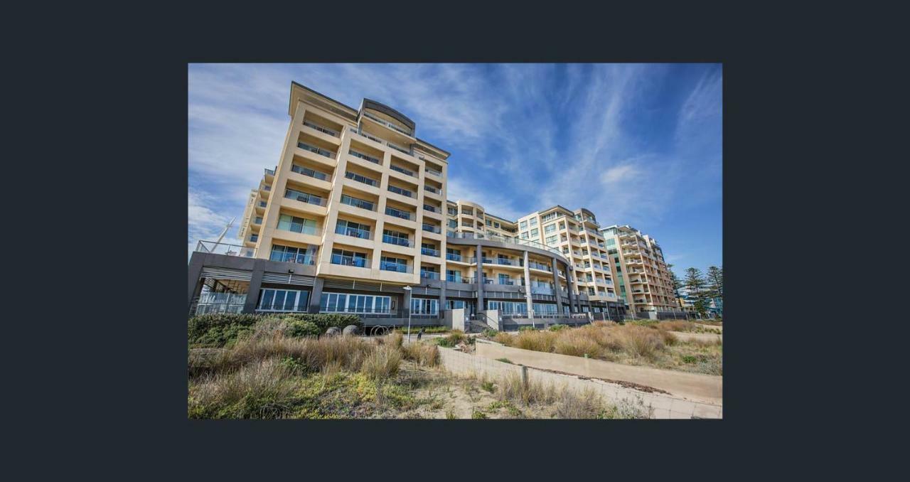 Beachside Luxury Apartments One & Two Bedroom In Beachfront Oaks Pier Building Ґленелґ Екстер'єр фото